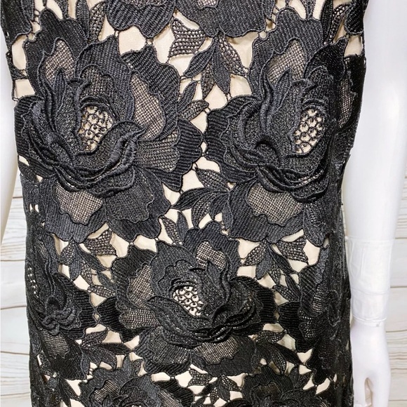 White House Black Market Womens Sheath Black floral Lace Overlay Dress Sz 2 - Picture 6 of 16